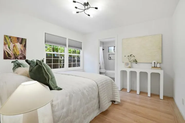 11021104 Palm Avenue, Redwood City, California 94061