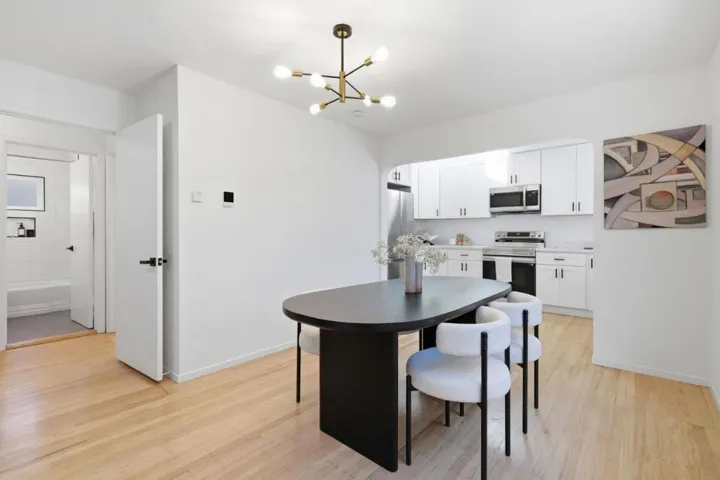 11021104 Palm Avenue, Redwood City, California 94061
