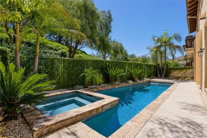 6 Westchester Court, Trabuco Canyon, California 92679