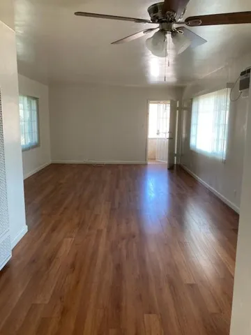 2140 -1/2 Lincoln Street N, Burbank, California 91504