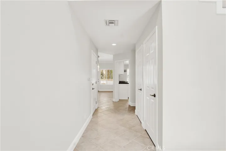 5200 White Oak Avenue 52, Encino, California 91316