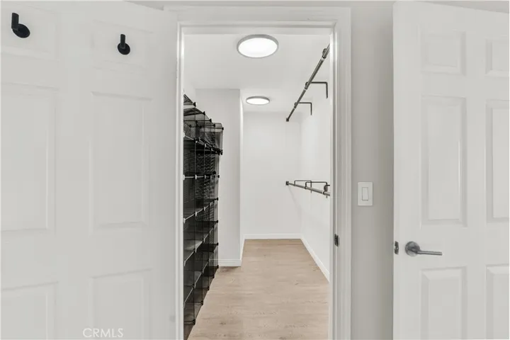 5200 White Oak Avenue 52, Encino, California 91316