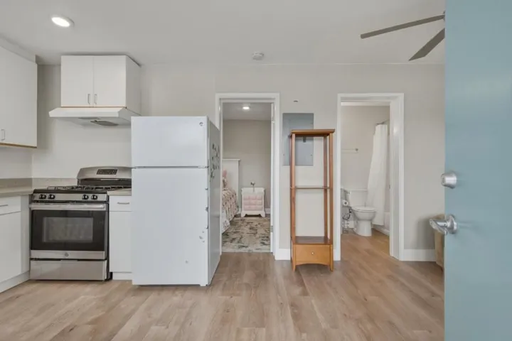 862 4th Street, Hollister, California 95023