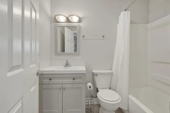 862 4th Street, Hollister, California 95023