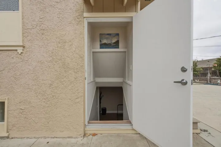 862 4th Street, Hollister, California 95023