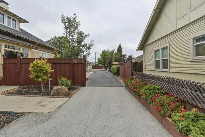 862 4th Street, Hollister, California 95023