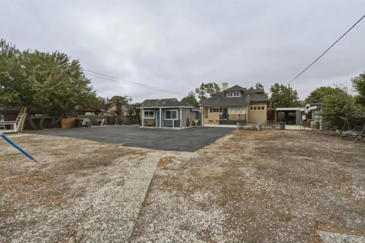 862 4th Street, Hollister, California 95023