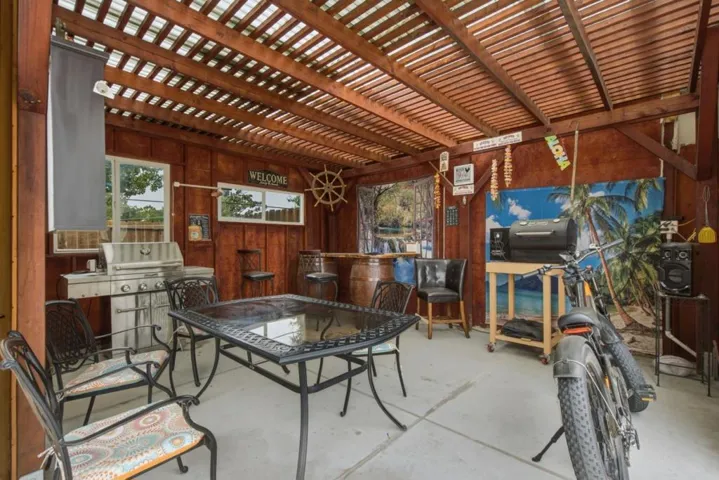 862 4th Street, Hollister, California 95023