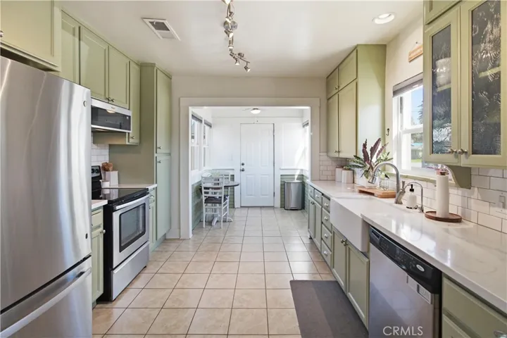1999 Highland Drive, Merced, California 95340