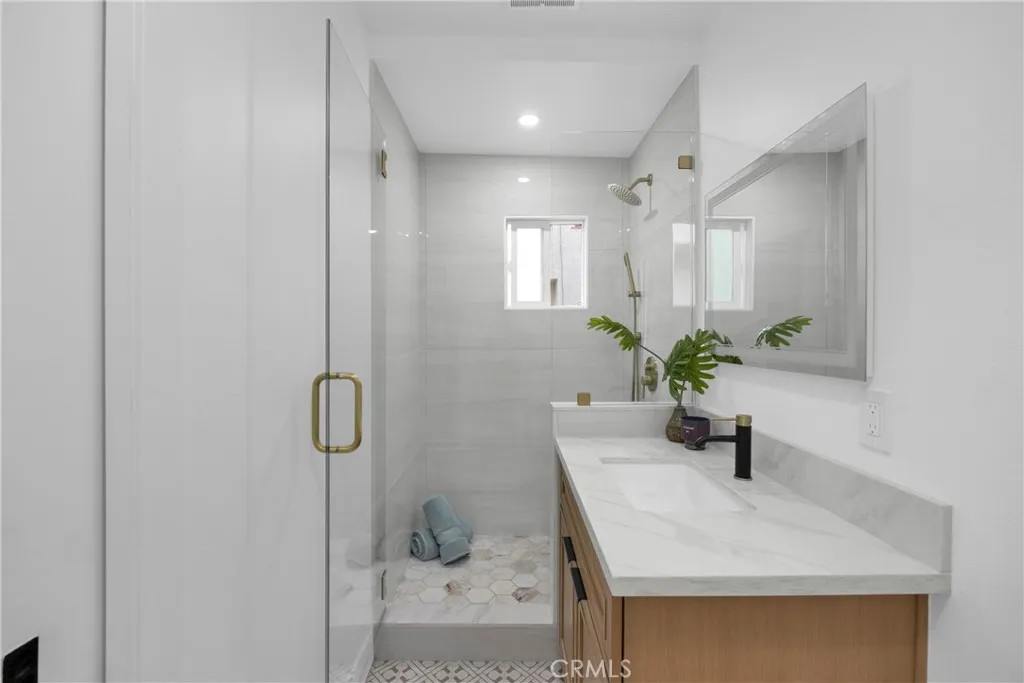 Downstairs bathroom