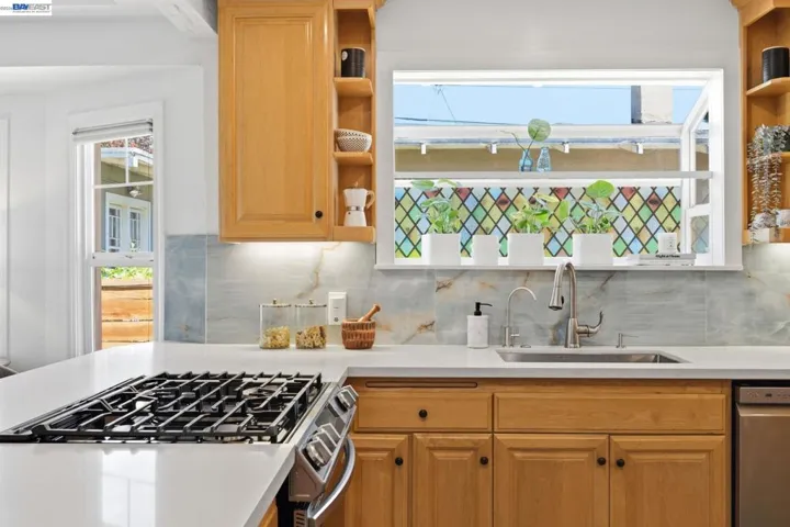 1730 Lincoln Ave, Alameda, California 94501