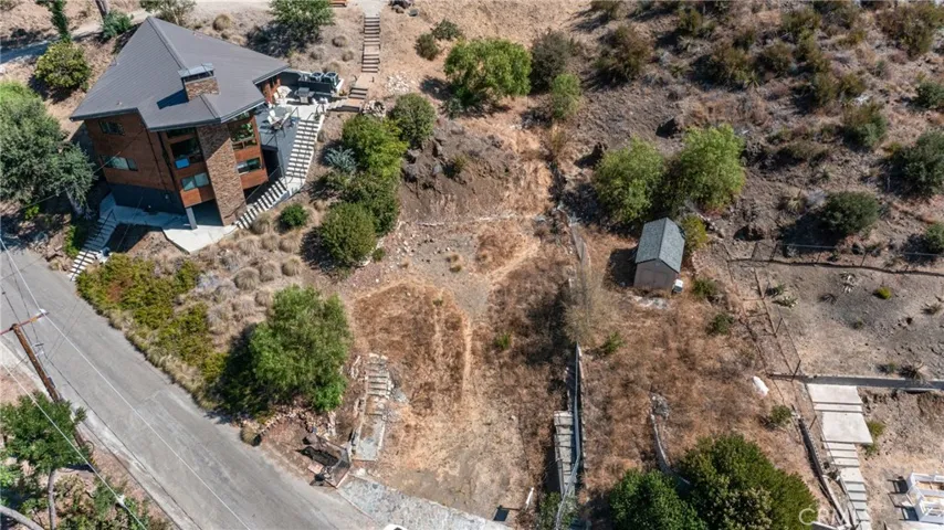 28923 Crags, Agoura Hills, California 91301