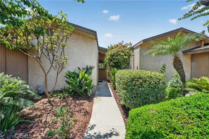 2901 W Ball 4, Anaheim, California 92804