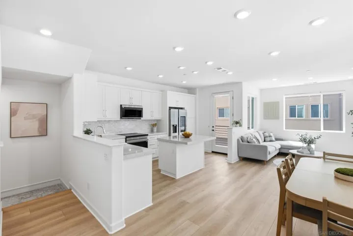 14136 Jonah Way, San Diego, California 92128