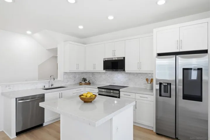 14136 Jonah Way, San Diego, California 92128