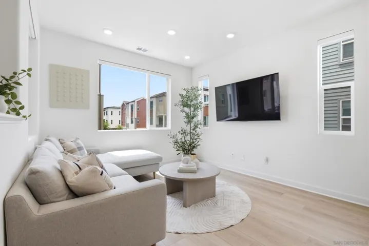 14136 Jonah Way, San Diego, California 92128