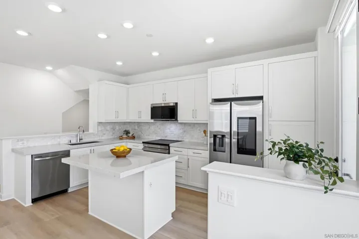 14136 Jonah Way, San Diego, California 92128