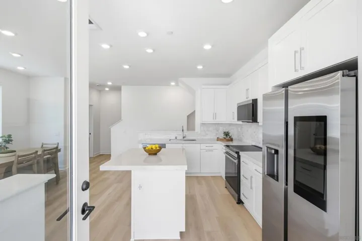 14136 Jonah Way, San Diego, California 92128