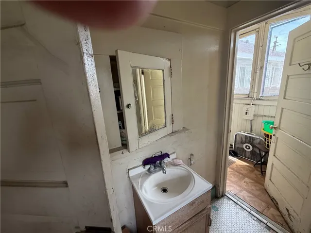 3212 Baldwin, Los Angeles, California 90031