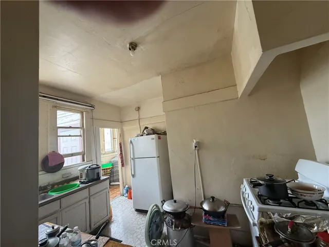 3212 Baldwin, Los Angeles, California 90031