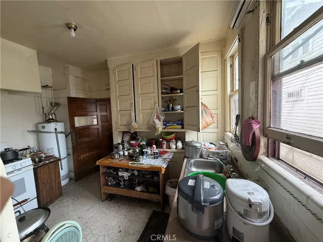 3212 Baldwin, Los Angeles, California 90031