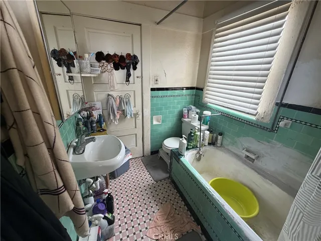 3212 Baldwin, Los Angeles, California 90031