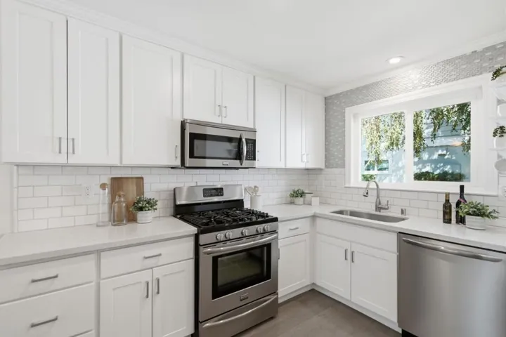 445 Oak Avenue, Redwood City, California 94061 — photo 5