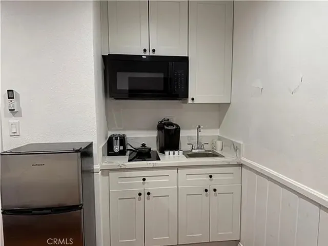 7029 Bellaire, Los Angeles, California 91605