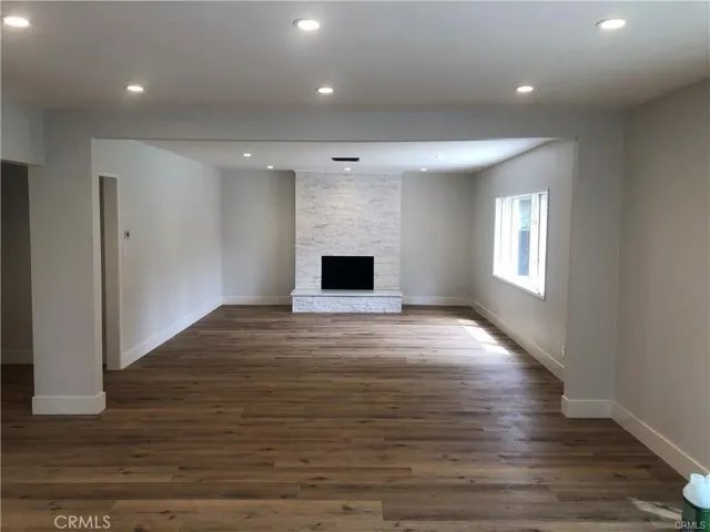 23142 Dolorosa, Woodland Hills, California 91367