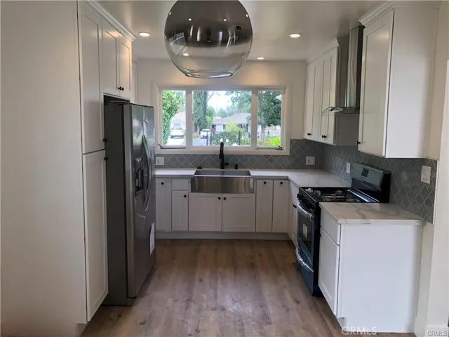 23142 Dolorosa, Woodland Hills, California 91367