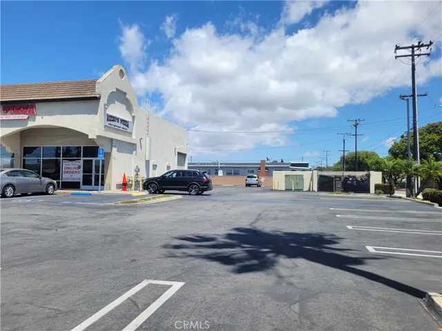 24100 Narbonne Avenue, Lomita, California 90717