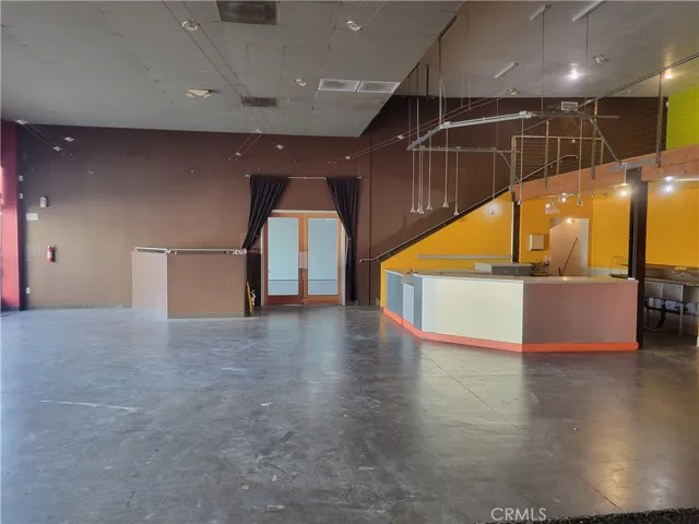 24100 Narbonne Avenue, Lomita, California 90717