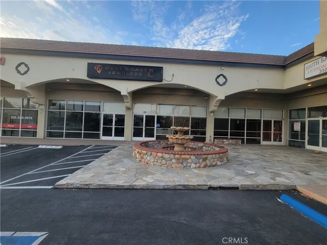 24100 Narbonne Avenue, Lomita, California 90717