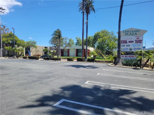 24100 Narbonne Avenue, Lomita, California 90717