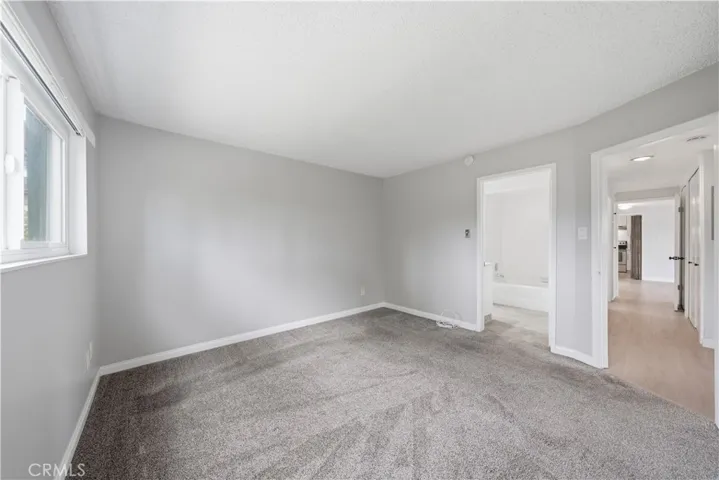 Primary Ensuite Bath Access