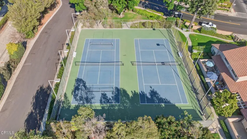40-web-or-mls-LakesideVill7