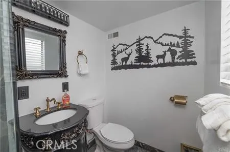 33417 Cedar Dr, Arrowbear, California 92382