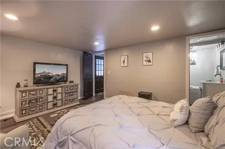 33417 Cedar Dr, Arrowbear, California 92382