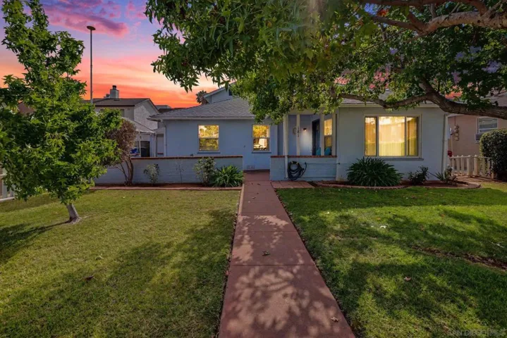 https://zimg.paragon.ice.com/ParagonImages/Property/PA/SDMLS/260018126/0/533/400/1377e82242cf6900662f81f5500f0221/3/03d2a566e2bb0c2b107f6f58231787ce/260018126-40bafac2-7aa8-4729-bf13-98faa05f8c50.JPG