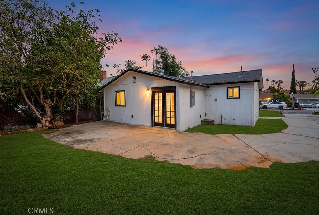 1935 Spring Garden, Riverside, California 92507 — photo 4
