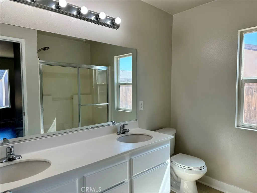 Photo from previous listing Photo from previous listing