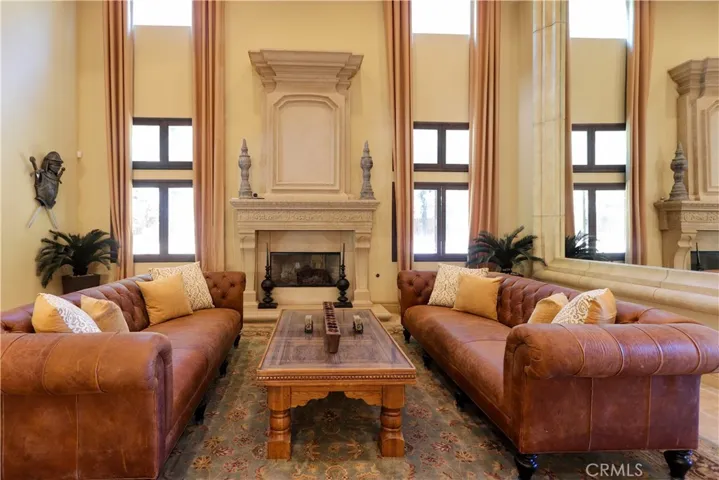 Living Area, Vaulted Ceilings