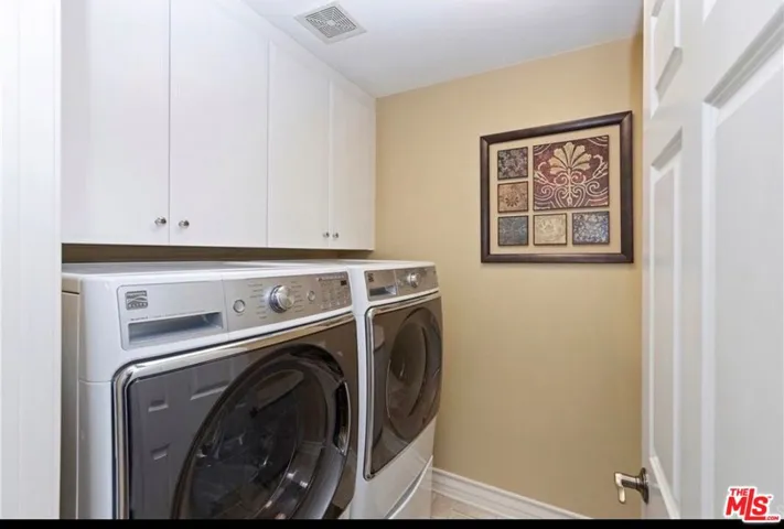 11322 Tesota Loop Street, Corona, California 92883