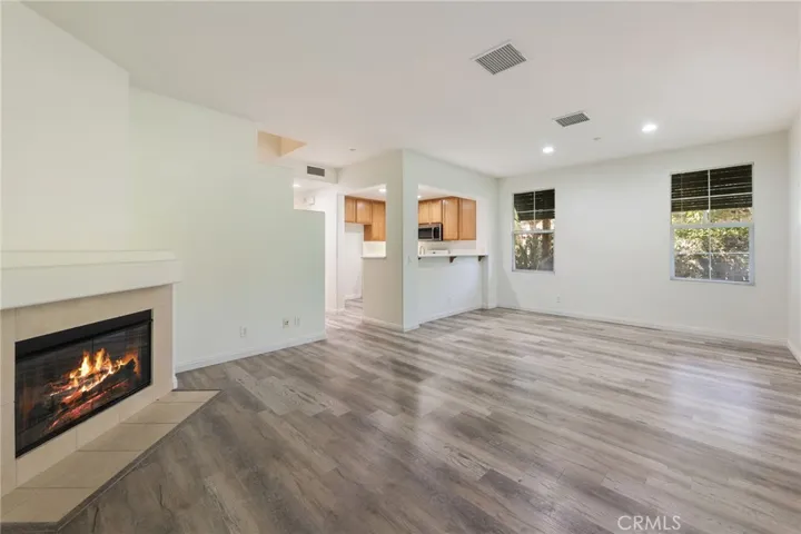 300 Dewdrop, Irvine, California 92603