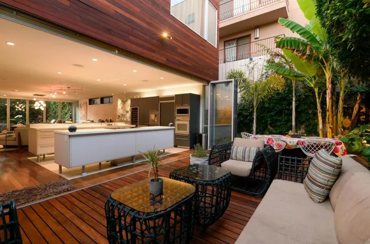 435 Ravina, La Jolla, California 92037