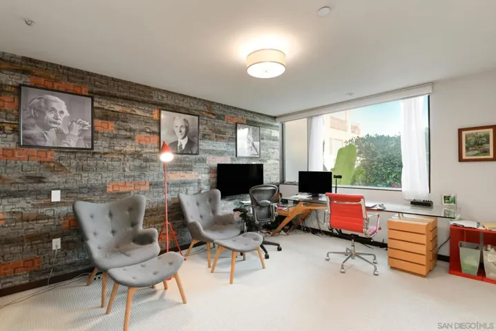 435 Ravina, La Jolla, California 92037