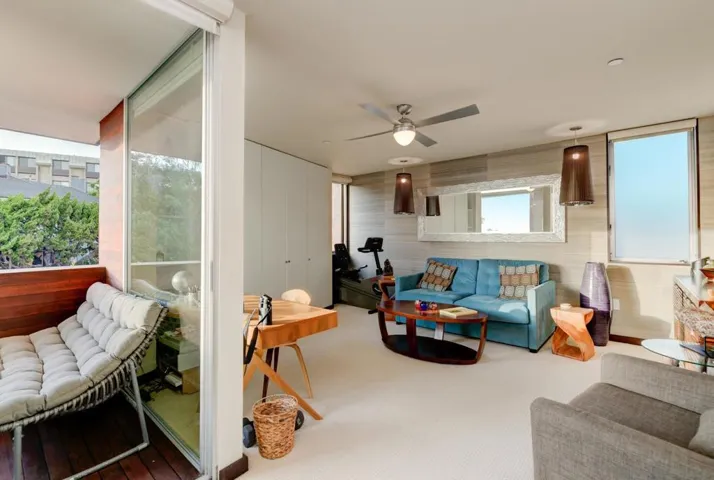 435 Ravina, La Jolla, California 92037