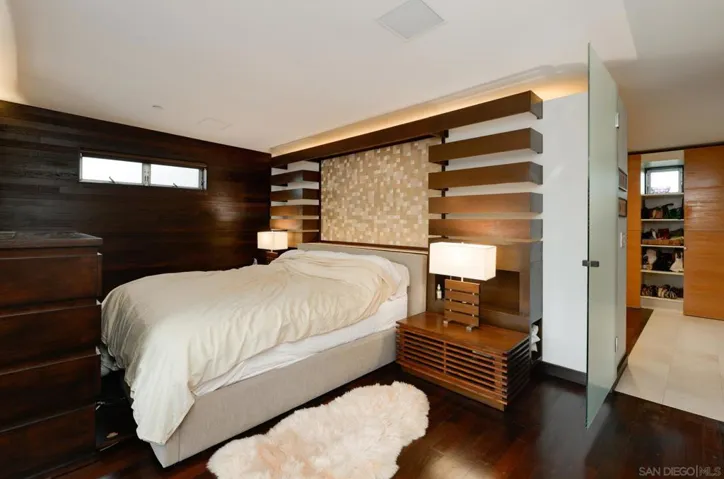 435 Ravina, La Jolla, California 92037