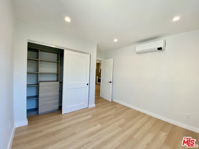 3207 W 3rd Street 3, Los Angeles, California 90020