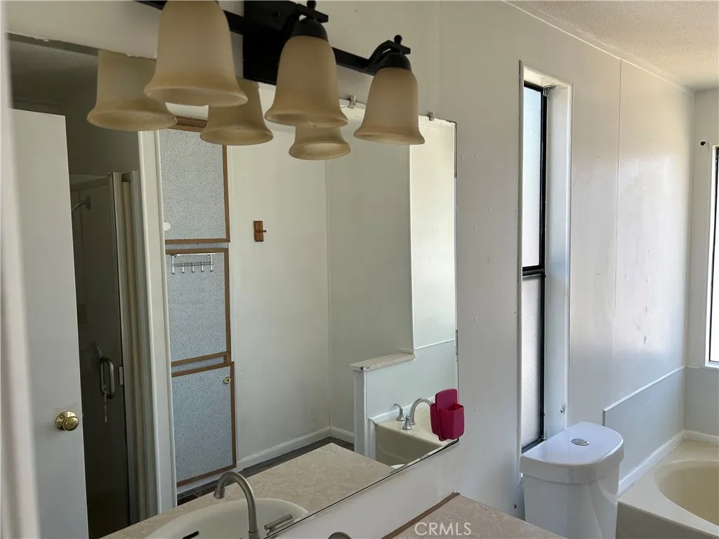 Main bathroom